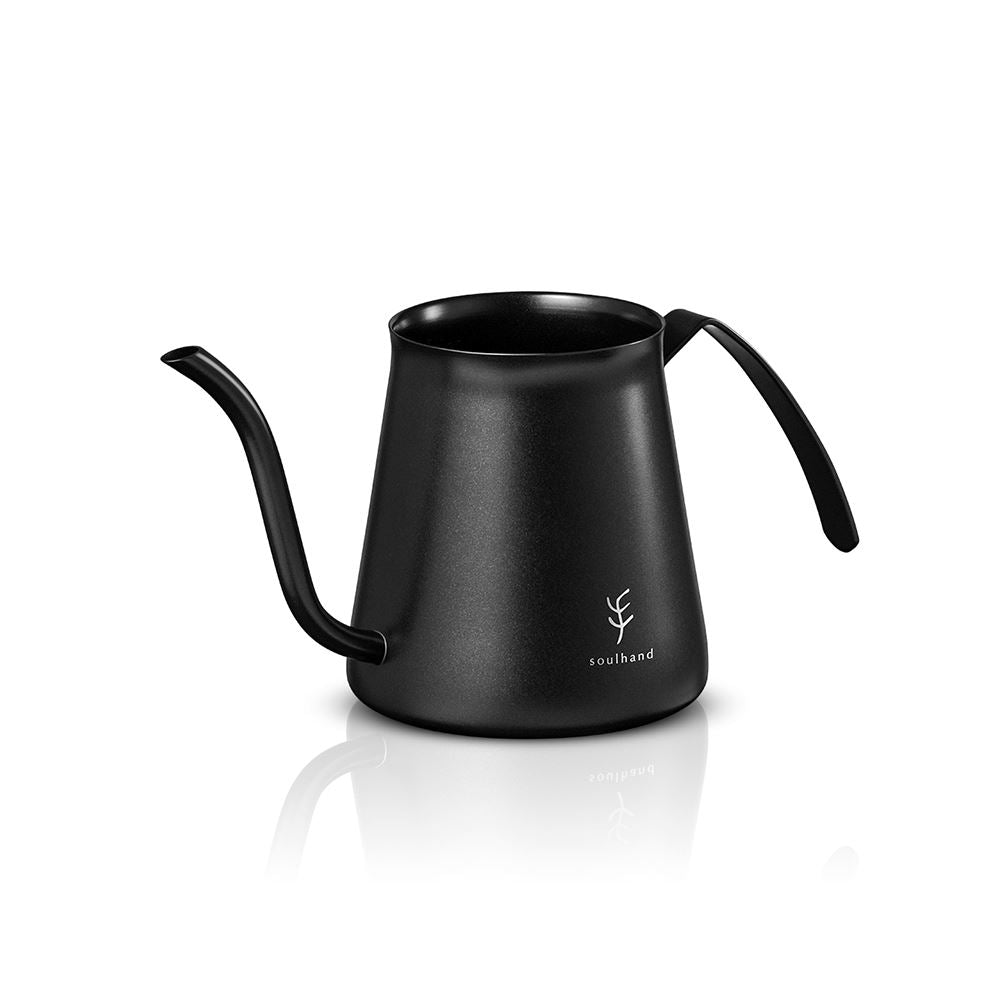 http://www.soulhandpro.com/cdn/shop/products/soulhand-small-pour-over-coffee-kettle-350ml12oz-pour-over-soulhand-959286.jpg?v=1647425368