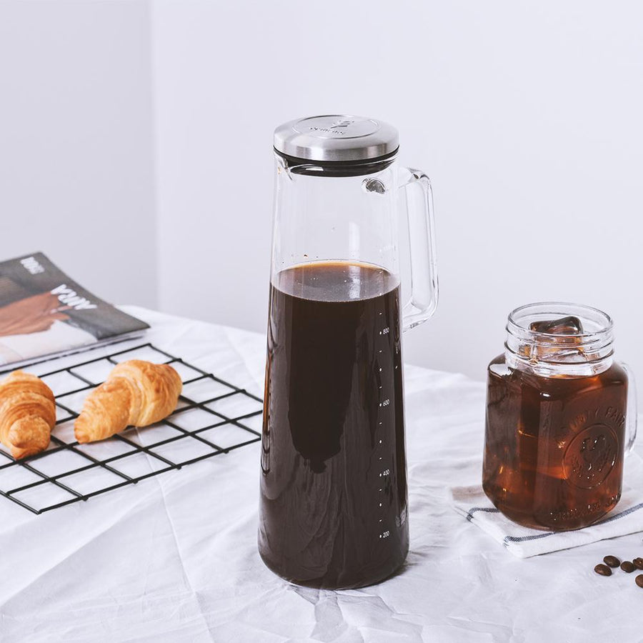 https://www.soulhandpro.com/cdn/shop/products/soulhand-airtight-cold-brew-coffee-maker-40oz-cold-brew-soulhand-321175_900x.jpg?v=1647425589